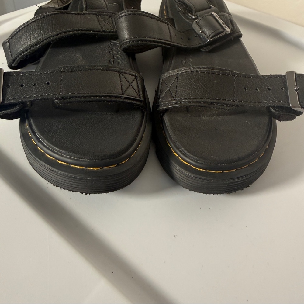 Dr. Martens Kyle J Black Leather Adjustable Strap Sandals M4/W5 Unisex - Picture 4 of 9